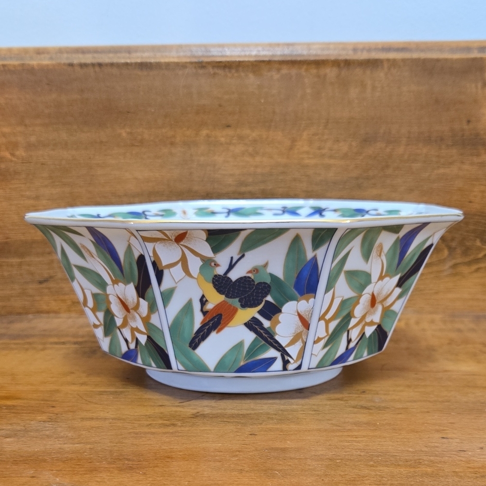 Takahashi San Fransisco 'Tropicale' Octagonal Hand Decorated Bowl